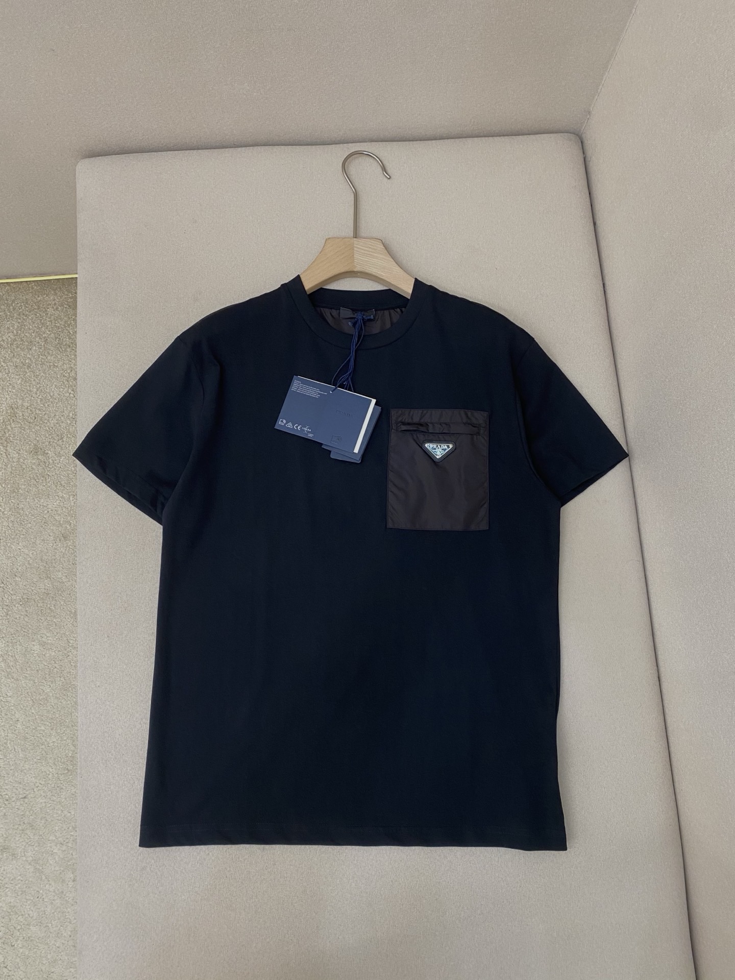 Prada T-Shirt – TSHP3623