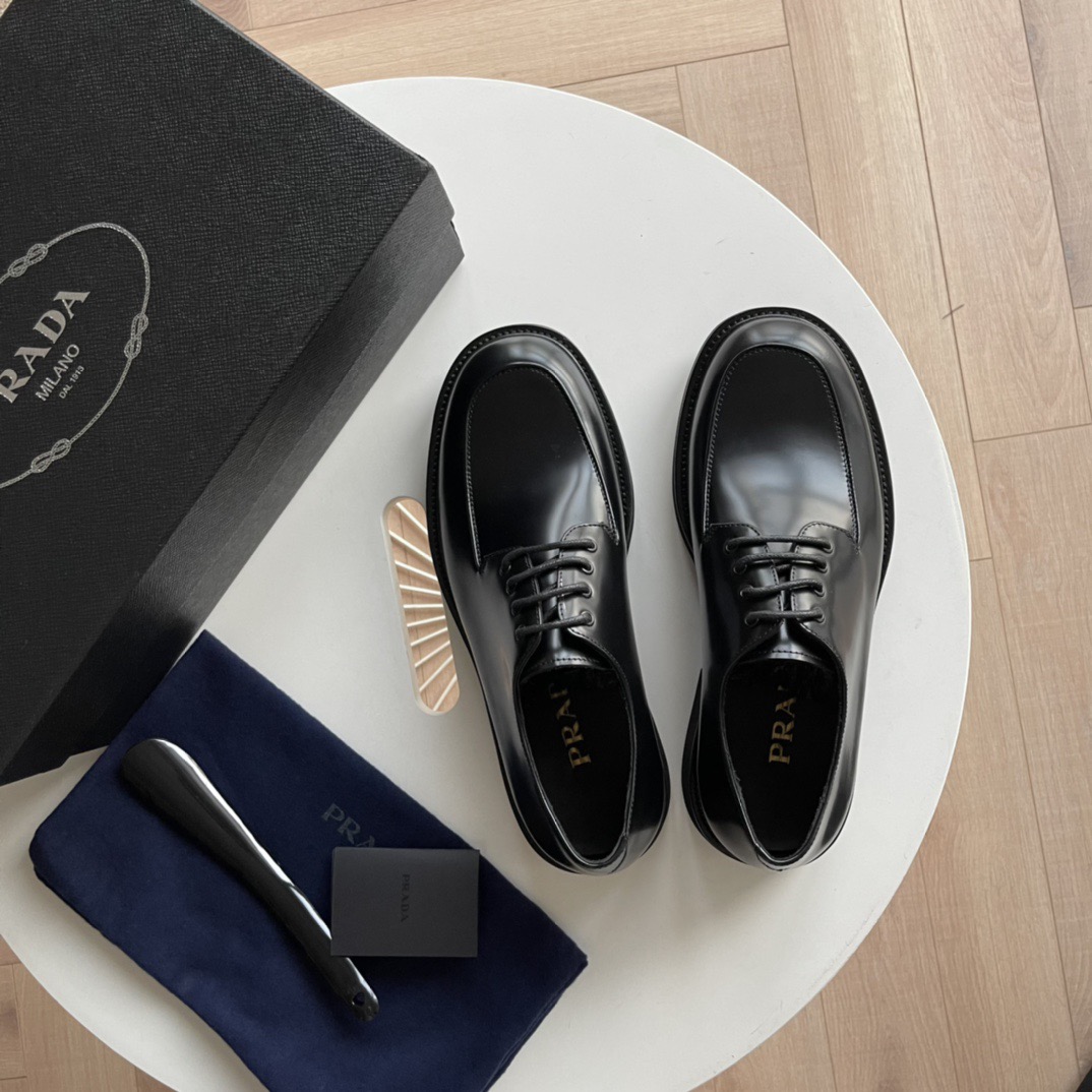 Prada Lace Ups – PRDA1171