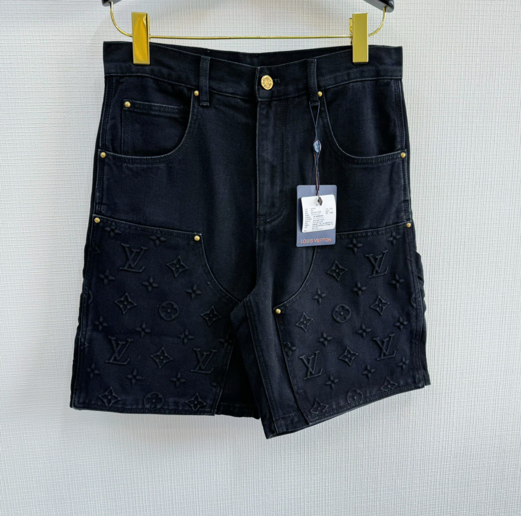 SHRT1391-1.jpg Louis Vuitton Short – SHRT1391 - Image 1