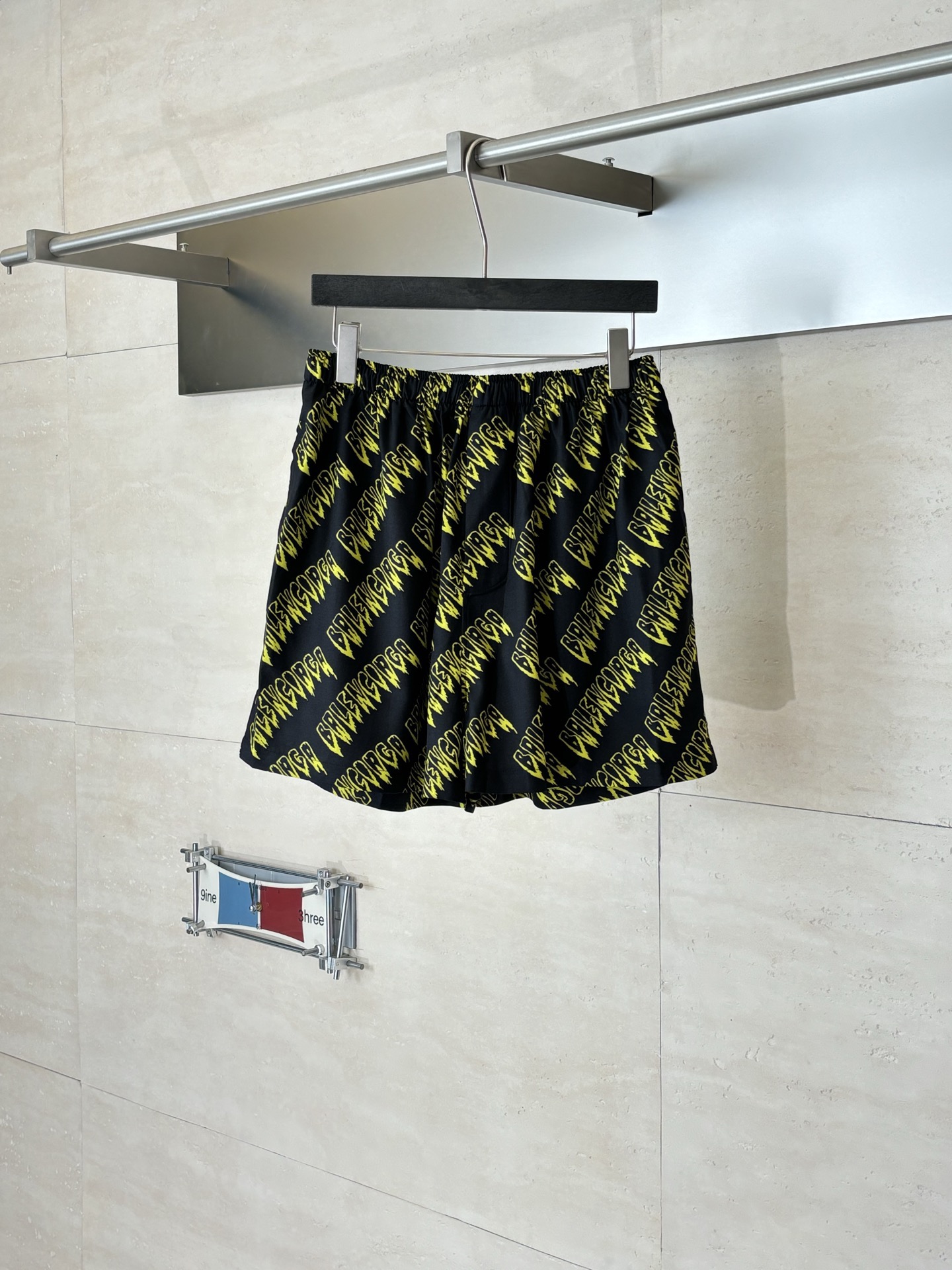 Balenciaga Short – TRJT1258