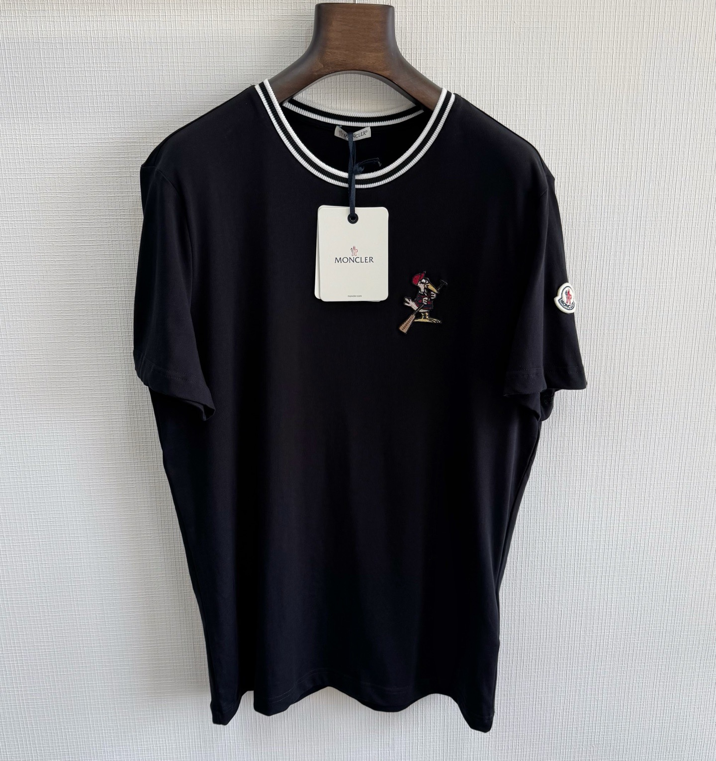 Moncler T-Shirt – TSHP3674