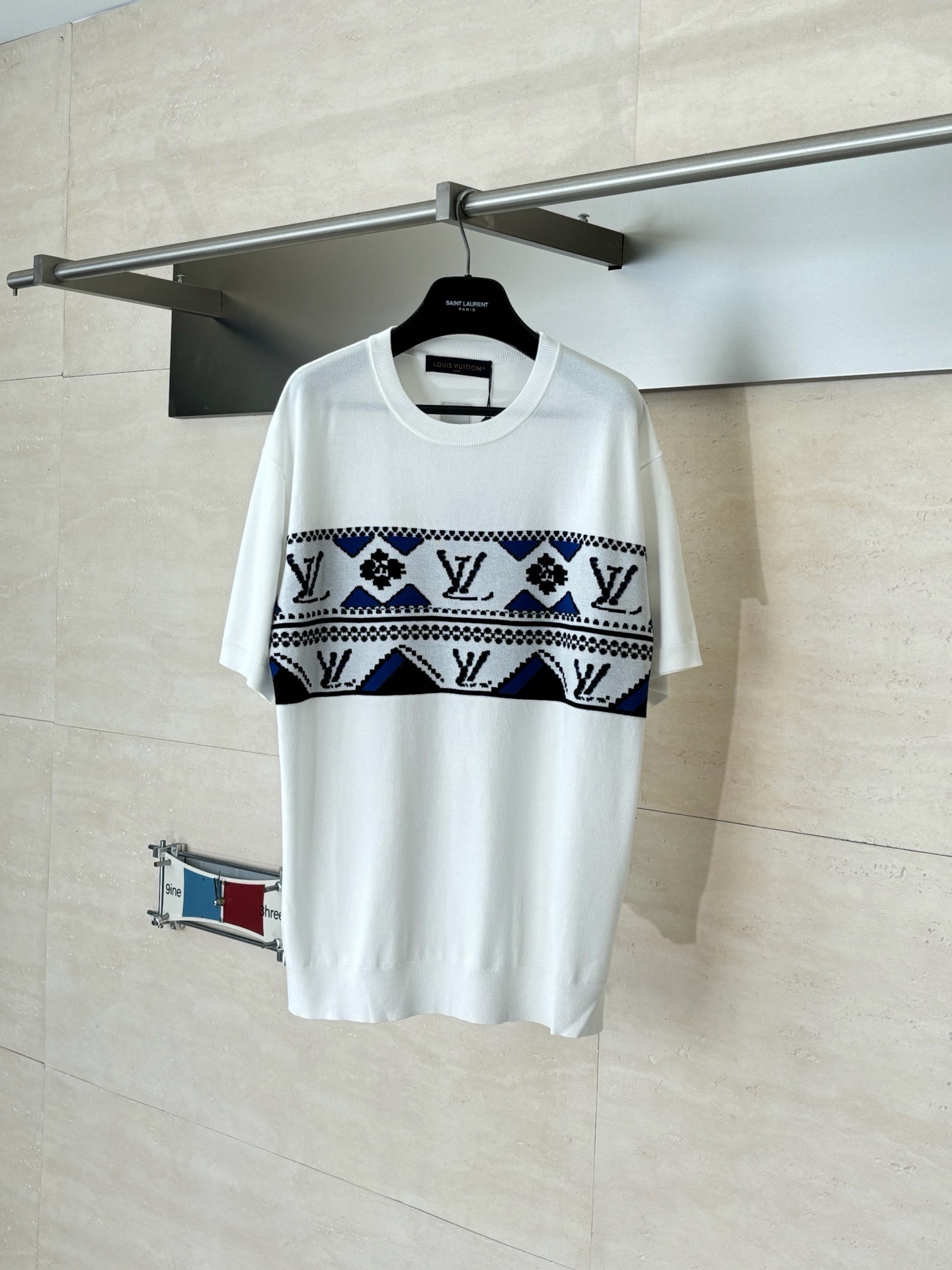 Louis Vuitton T-Shirt – TSHP3835