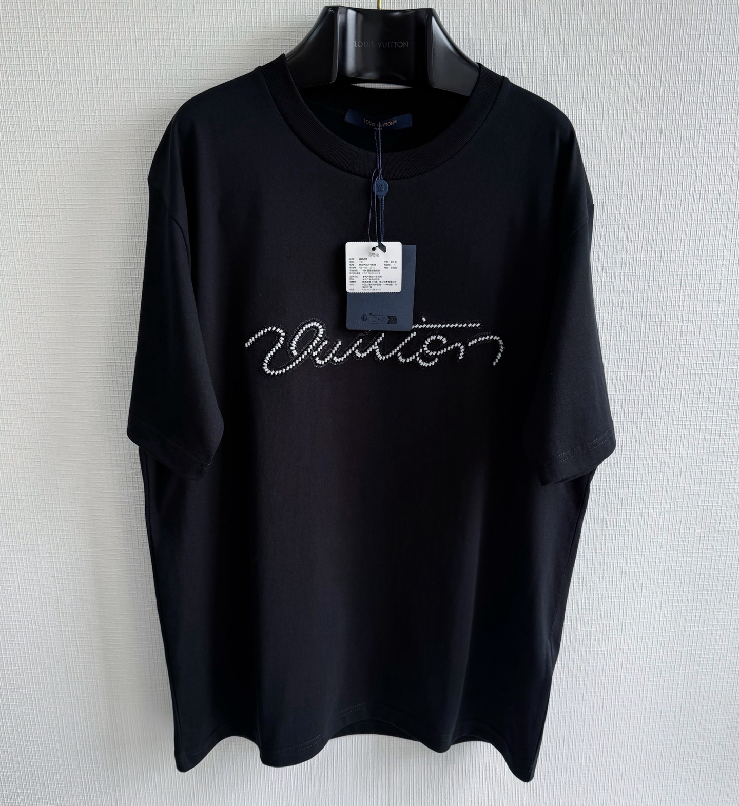 Louis Vuitton T-Shirt – TSHP3840