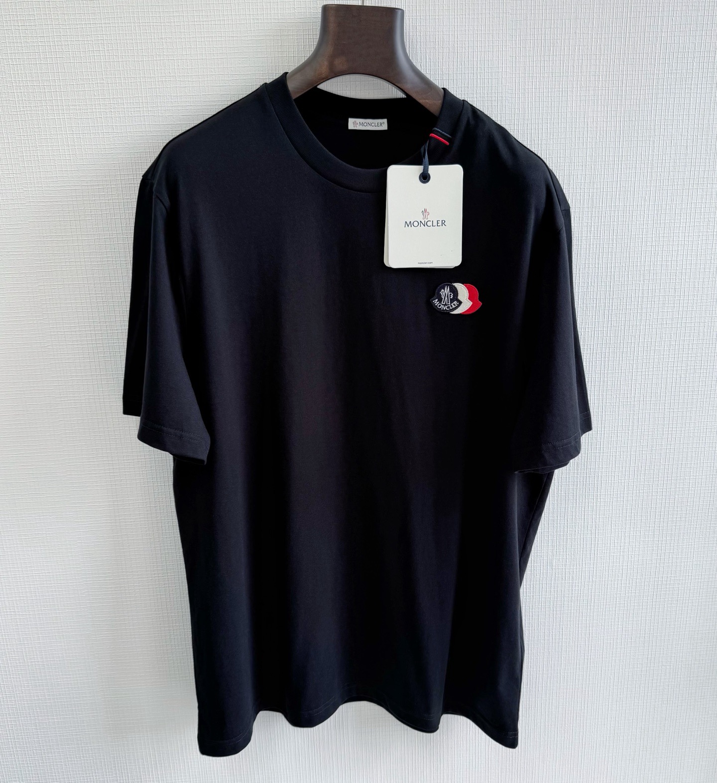 Moncler T-Shirt – TSHP3863
