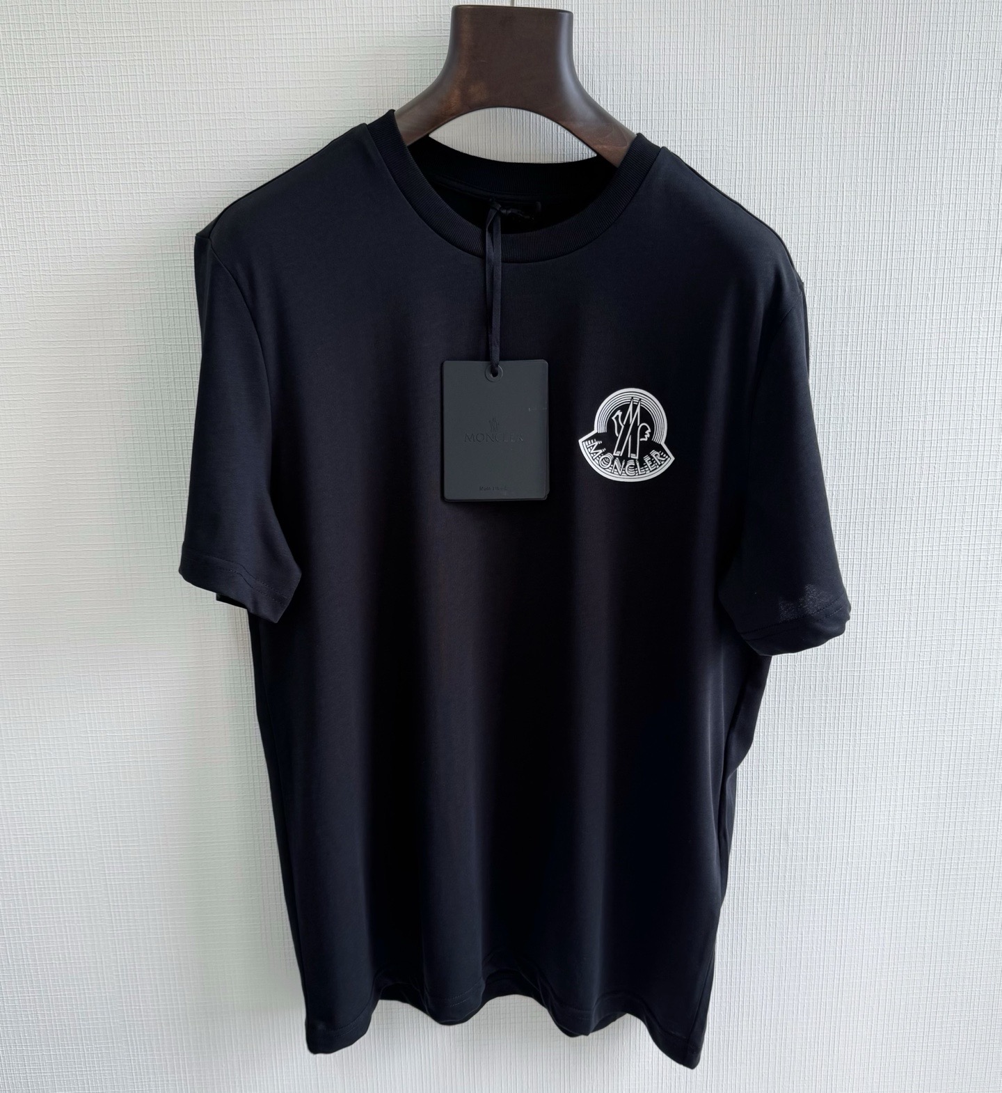 Moncler T-Shirt – TSHP3865