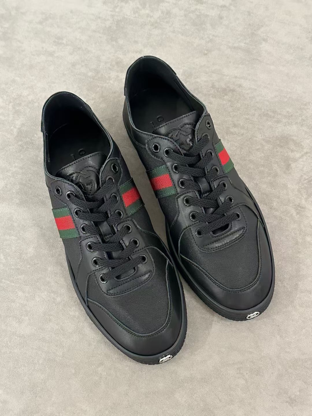Gucci Sneaker – GUCC1221
