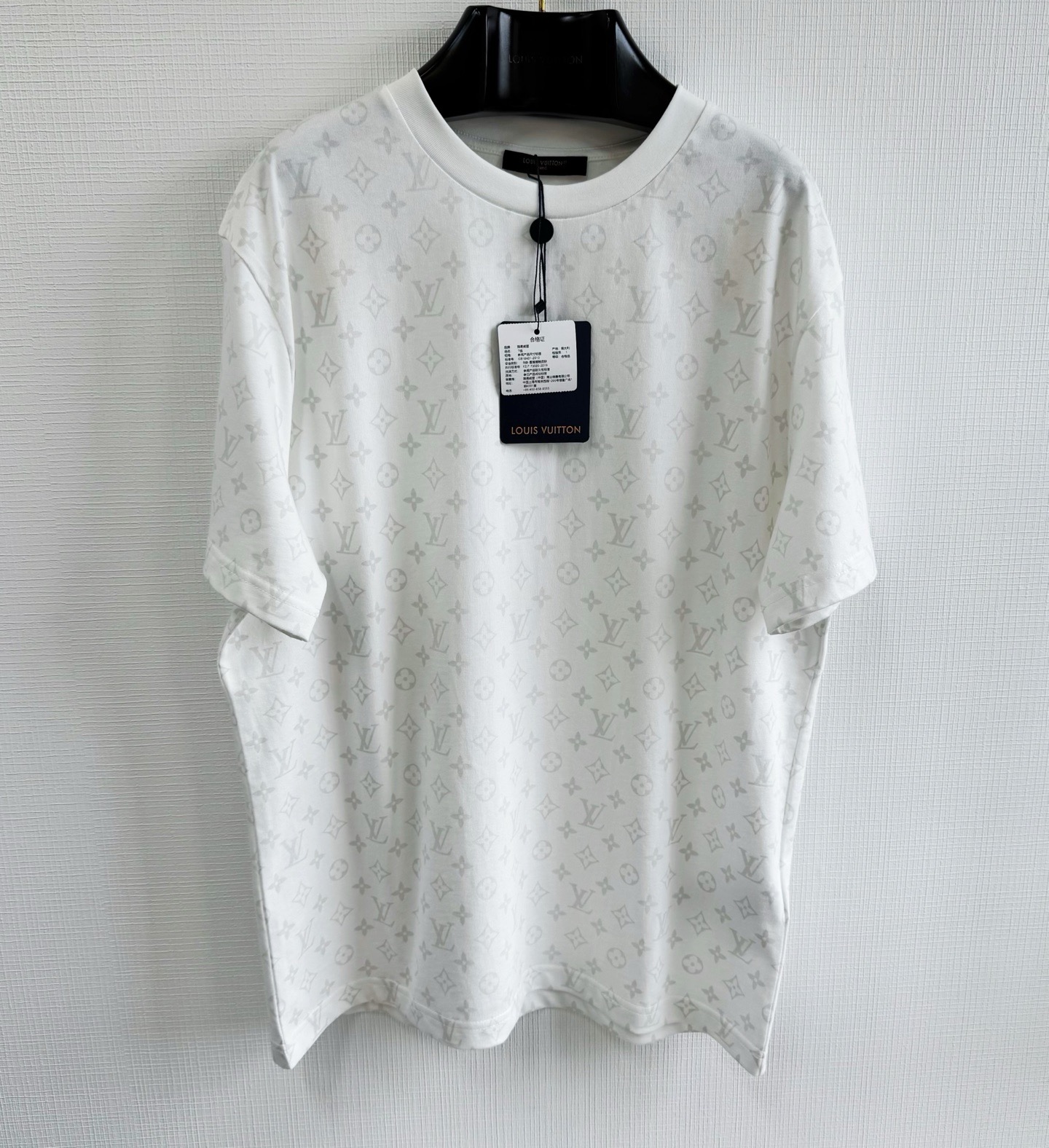 Louis Vuitton T-Shirt – TSHP3927