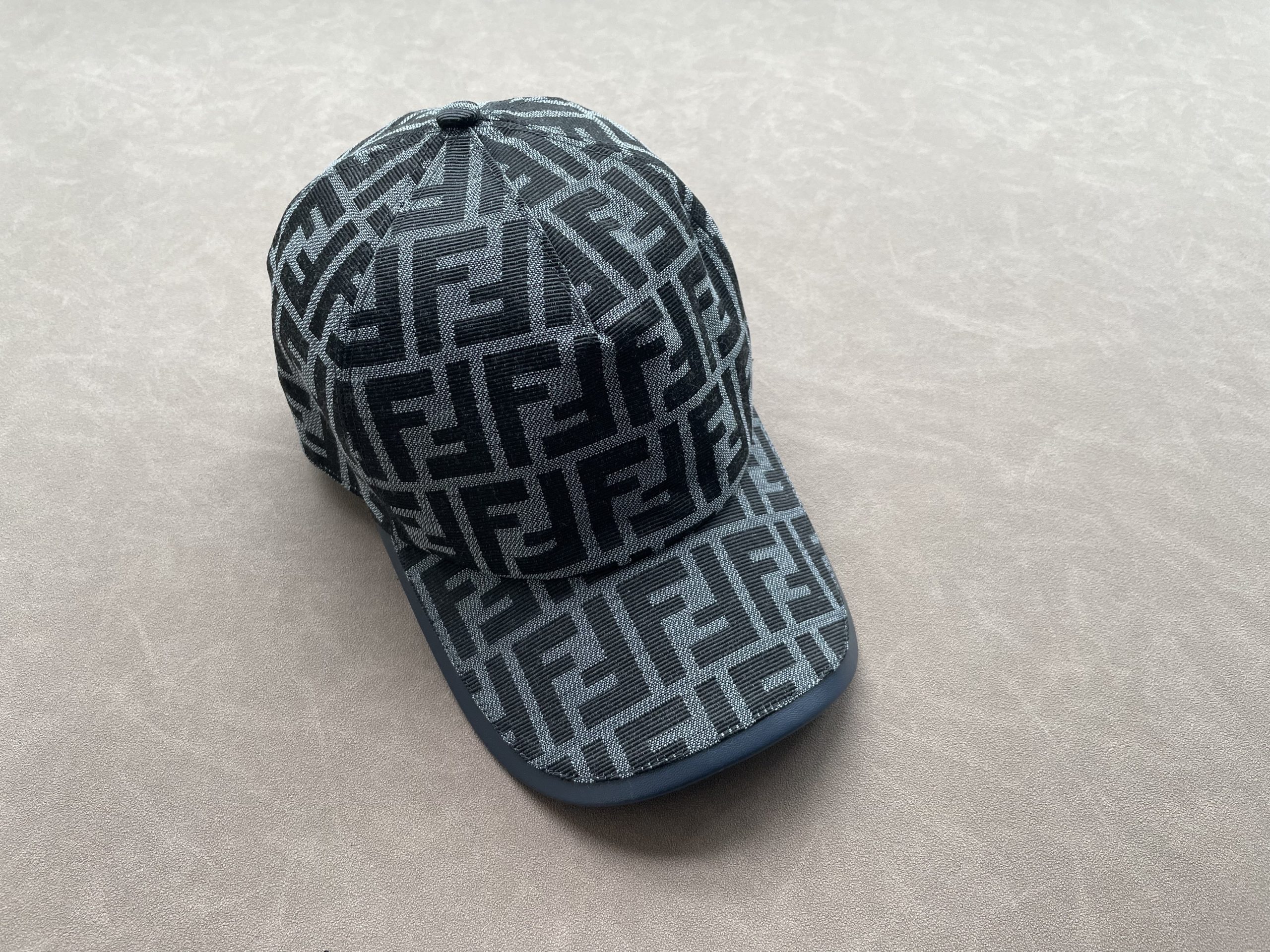 Fendi Cap – SCHA1070