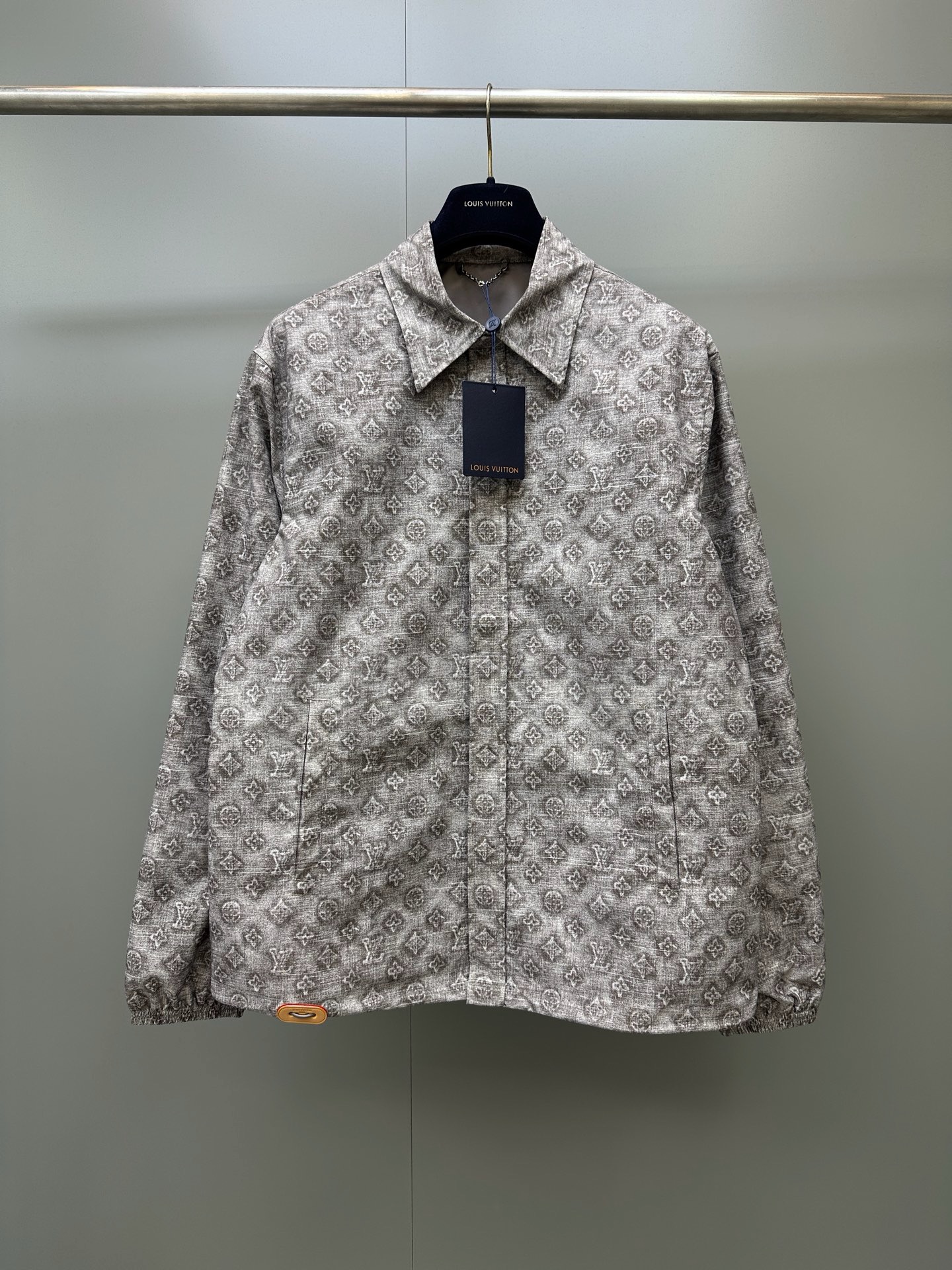 CJKT2158-1.jpg Louis Vuitton Jacket – CJKT2158 – Bild 1