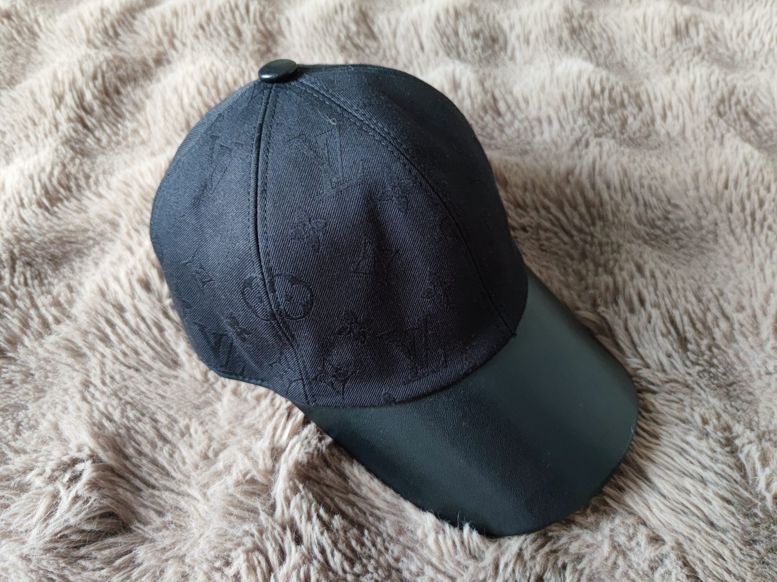 Louis Vuitton Cap – SCHA1067