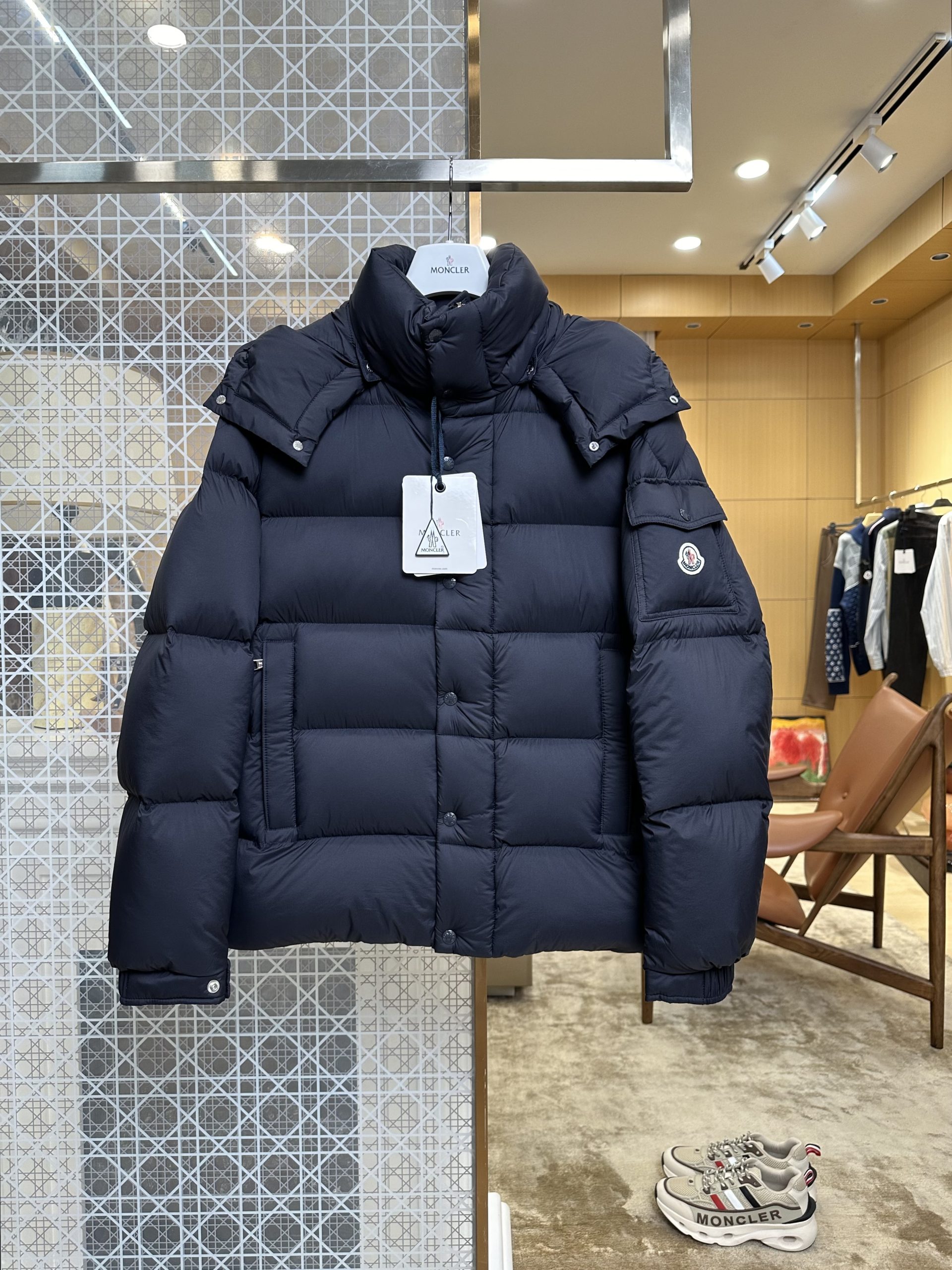 Moncler Jacket – CJKT2185
